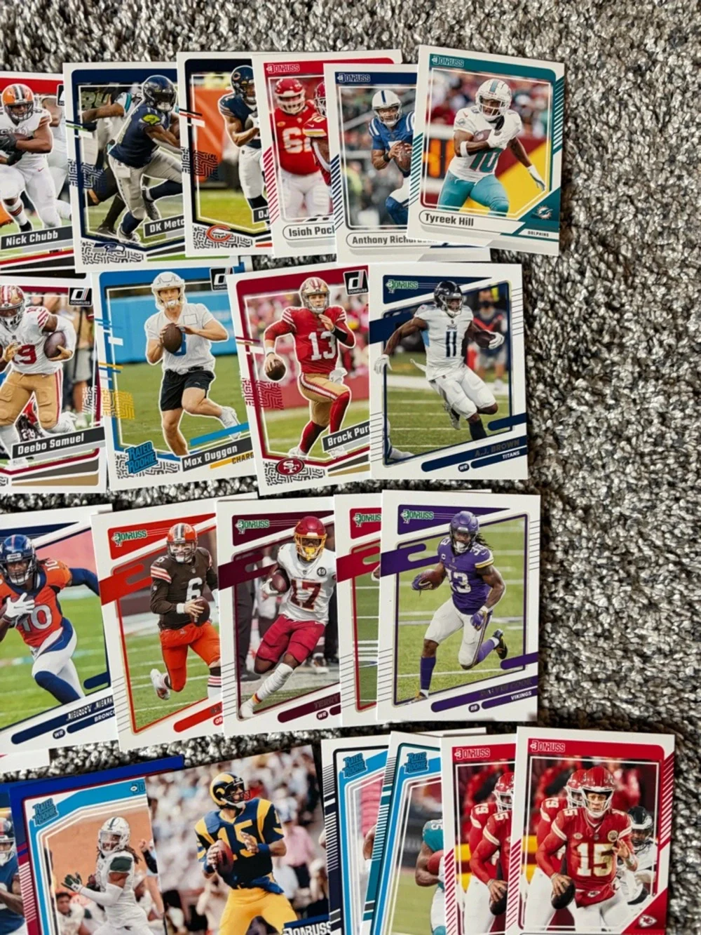 Lot of 120 mixed years Panini Donruss 2017-2024 football cards - Picture 7 of 11